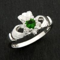 Ladies Decorative Claddagh Ring